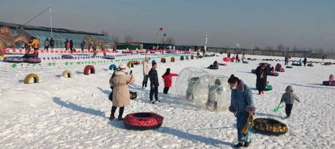 保定天闊滑雪場(chǎng)