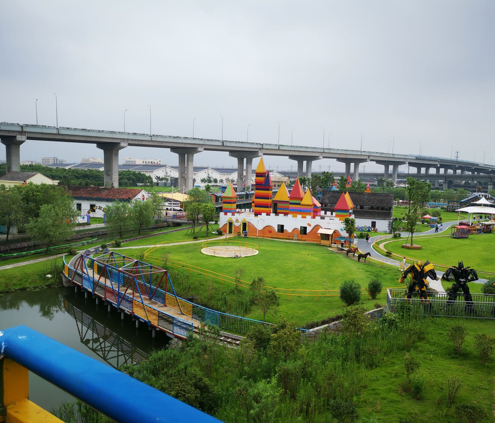 成都麓湖水城