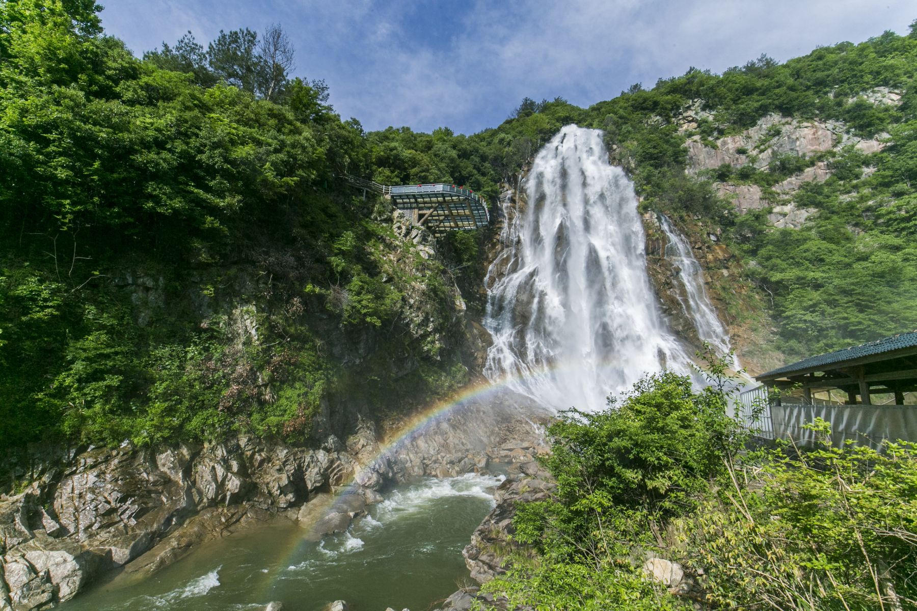 大別山彩虹瀑布