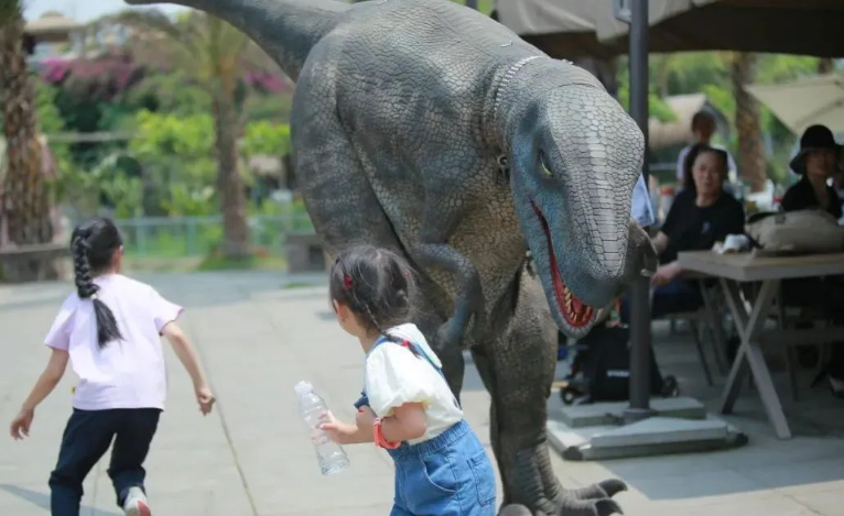 成都鹿森堡動物莊園