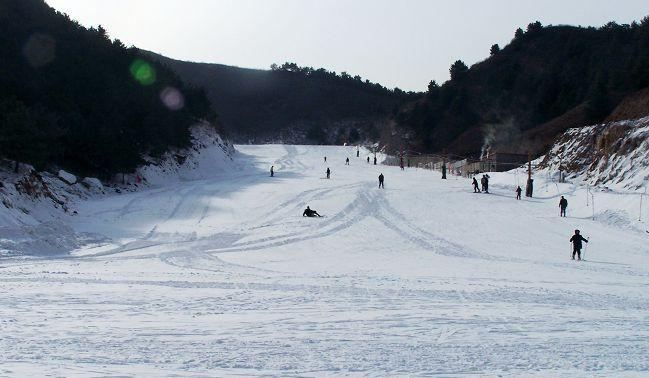 承德元寶山滑雪場(chǎng)