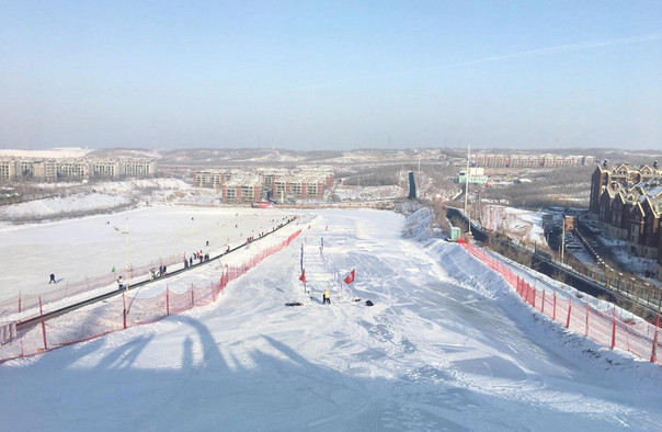 烏魯木齊維斯特滑雪場.jpg