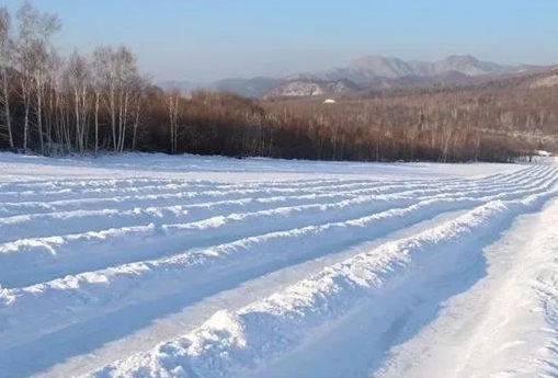 伊春九峰山滑雪場(chǎng)