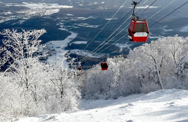 新亞布力滑雪場(chǎng)