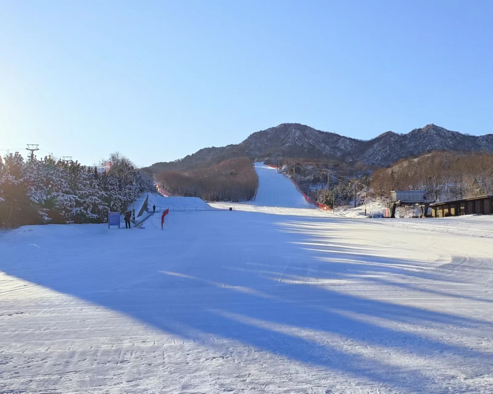 大連林海滑雪場(chǎng)2.jpg