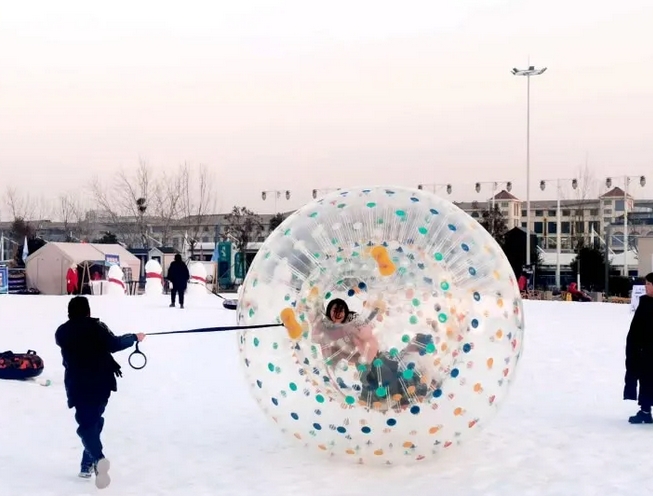 溫榆河公園西部小鎮(zhèn)冰雪樂園