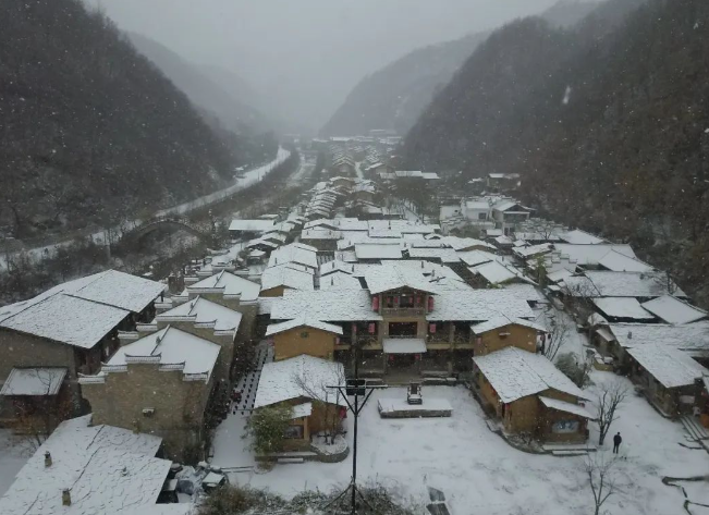 終南山寨戲雪樂園5.png