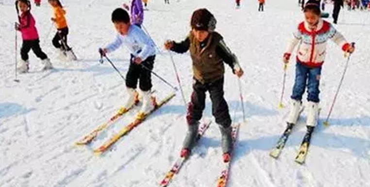 淄博玉黛湖滑雪場