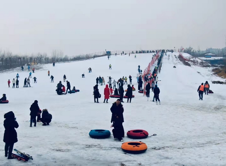 淄博玉黛湖滑雪場