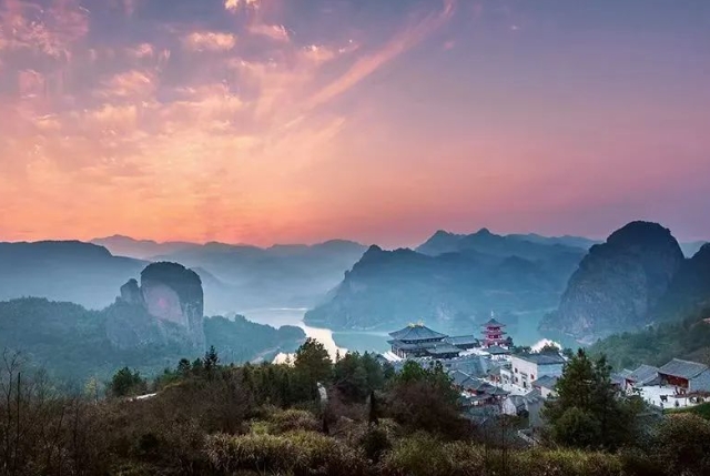 上饒銅鈸山白花巖