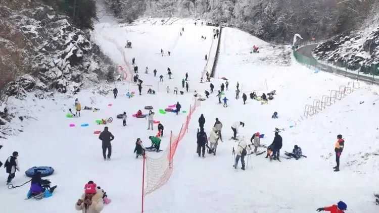 藥王谷冰雪巨人滑雪場1.jpg