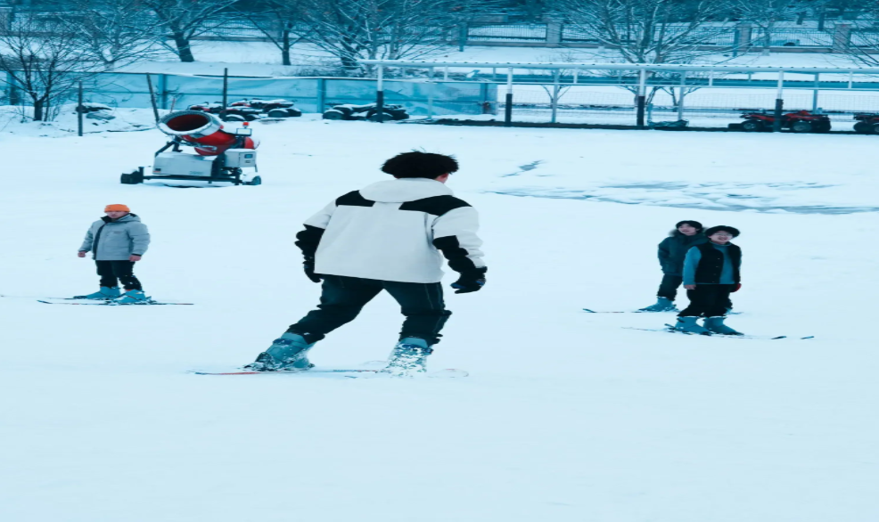 鄭州憶江南滑雪場(chǎng)