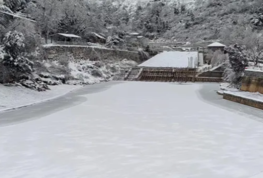 商丘沃瑞斯國(guó)際滑雪場(chǎng)