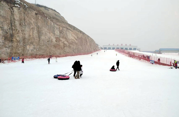 2025邢臺(tái)九龍山滑雪場(chǎng)門票價(jià)格+開放時(shí)間+地址+簡(jiǎn)介