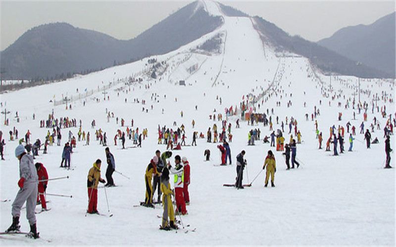 煙臺勃朗滑雪場