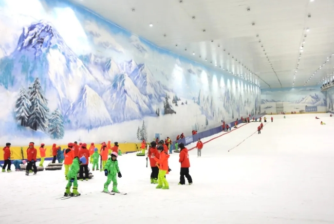 荔波冰雪水世界主題樂園