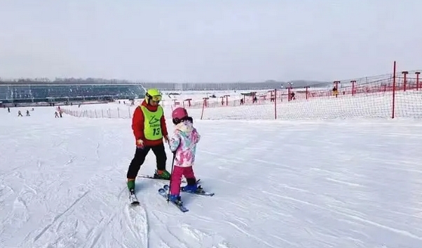 哈爾濱天恒山滑雪場