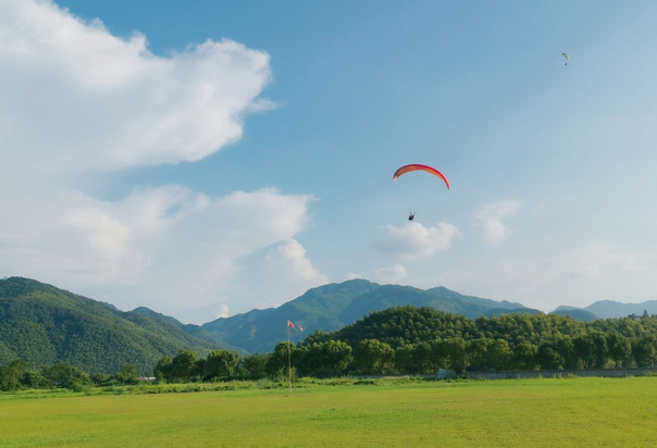 2025蕭山云石滑翔傘基地門票價(jià)格+地址+游玩亮點(diǎn)+開放時(shí)間