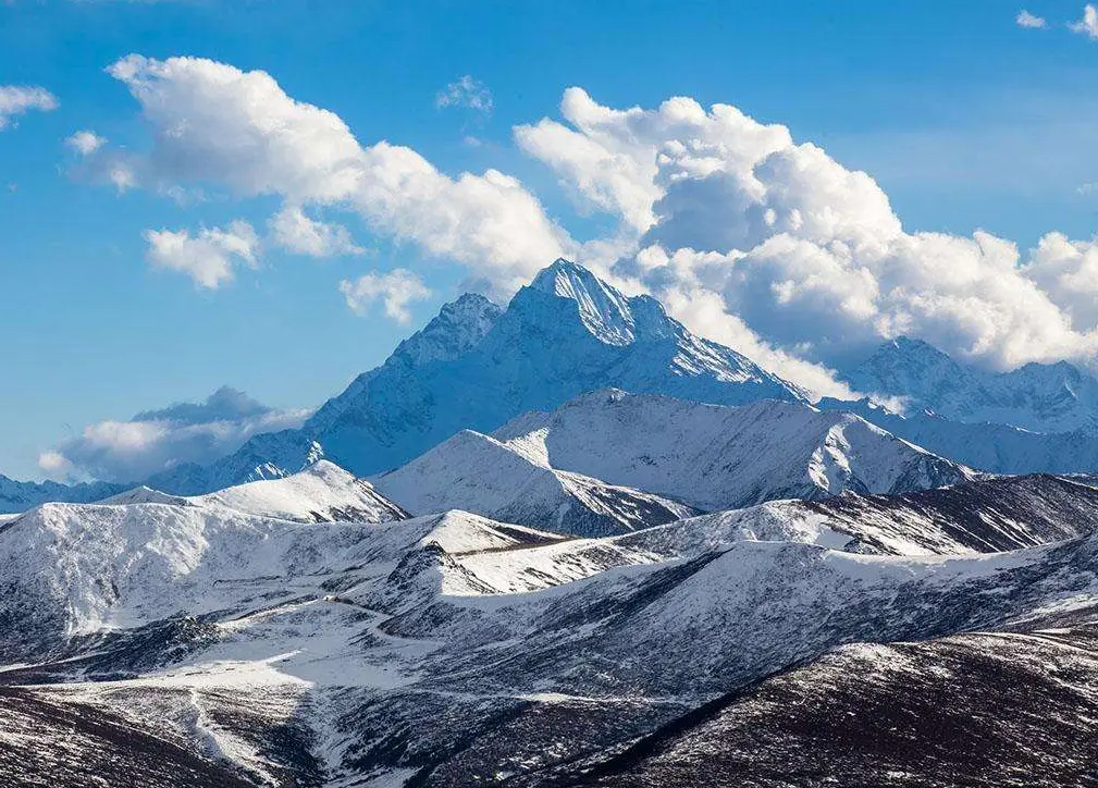 南迦巴瓦峰