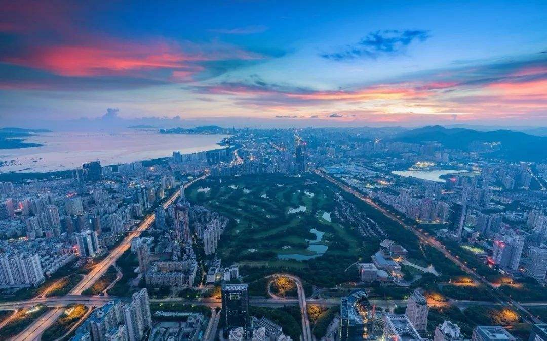 2025深圳平安金融中心云際觀光層好玩嗎(附門票優(yōu)惠+地址+交通指南+觀光攻略)