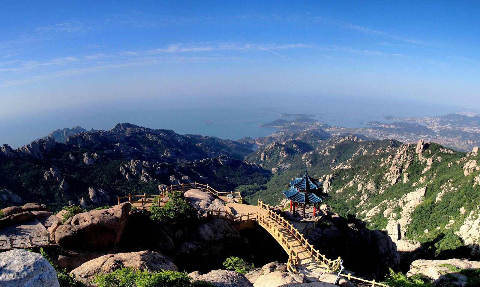 嶗山巨峰游覽區(qū).jpg