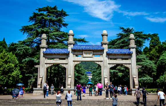 2025南京鐘山風(fēng)景名勝區(qū)門(mén)票價(jià)格+購(gòu)票入口+主要景點(diǎn)+開(kāi)放時(shí)間