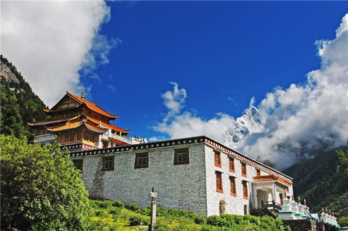 四姑娘山長坪溝景區(qū)