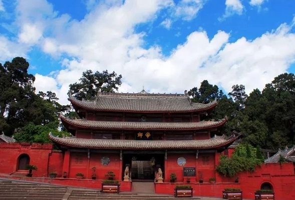 七曲山大廟