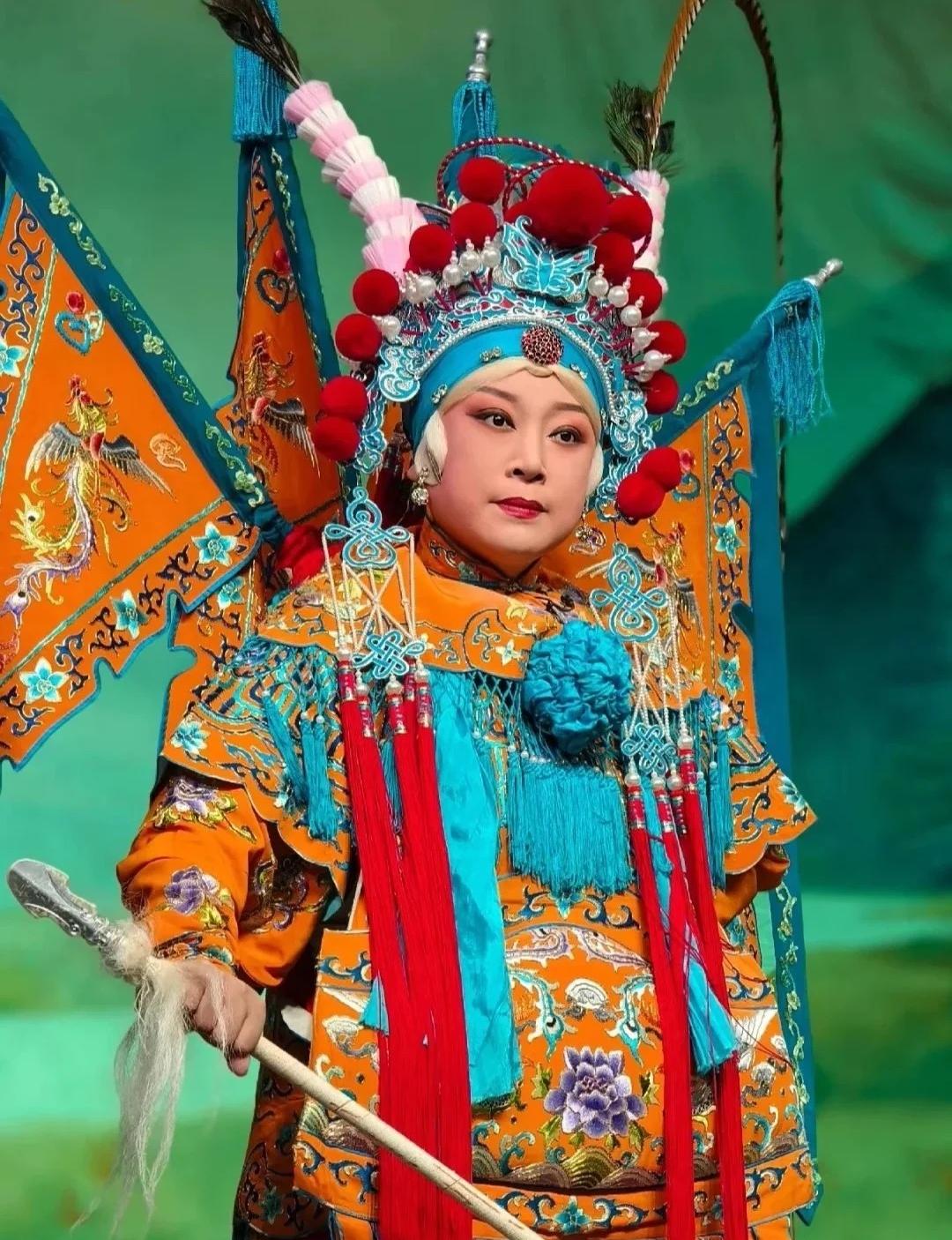 河南血脈覺(jué)醒中 _ 豫劇馬派專(zhuān)場(chǎng)巡演_5_紹野演出_來(lái)自小紅書(shū)網(wǎng)頁(yè)版.jpg