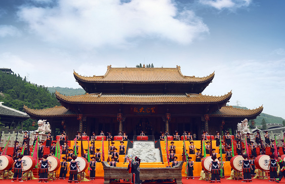 2025重慶蚩尤九黎城景區(qū)門(mén)票+收費(fèi)價(jià)格+特色景點(diǎn)+游玩地址