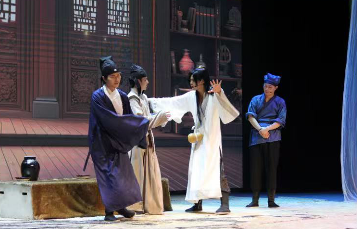 舞臺(tái)劇《大唐風(fēng)華詩(shī)詞會(huì)》成都站