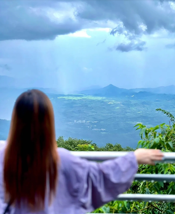 海南百花嶺