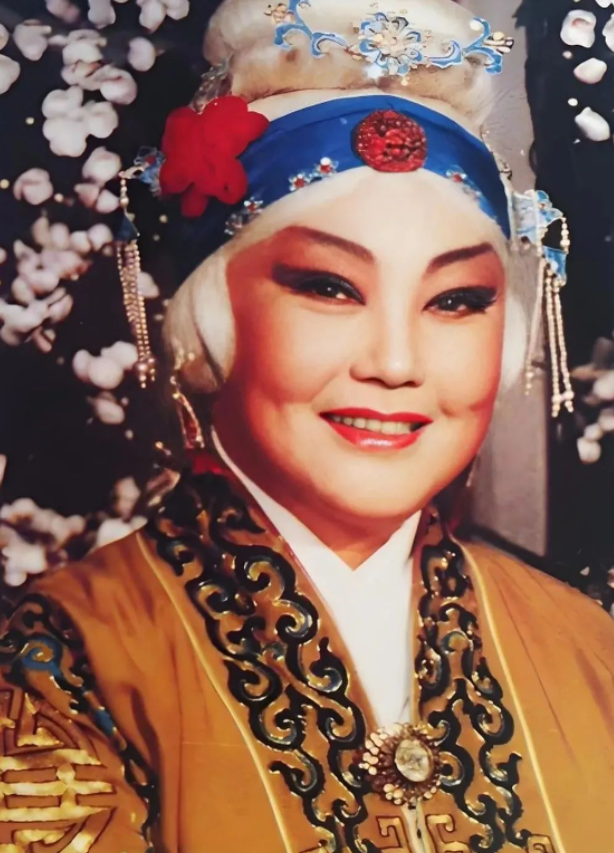 豫劇《馬派戲曲專場》演出新鄉(xiāng)站