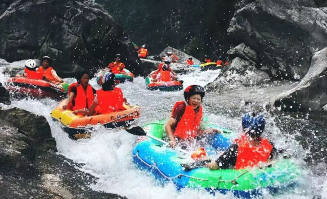 婁底飛水漂流