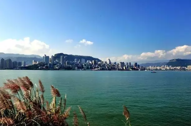 2025萬(wàn)州長(zhǎng)江觀光夜游門(mén)票價(jià)格及收費(fèi)標(biāo)準(zhǔn)一覽(附游覽時(shí)長(zhǎng)+購(gòu)票平臺(tái))