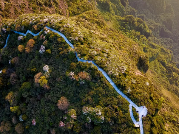 峨眉山