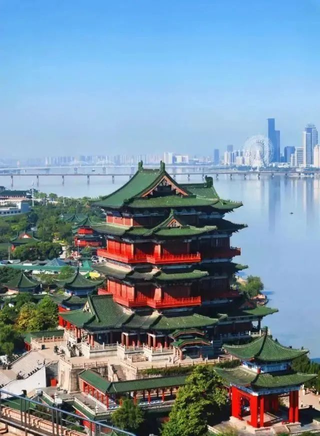南昌滕王閣游輪