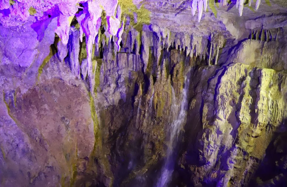官馬溶洞