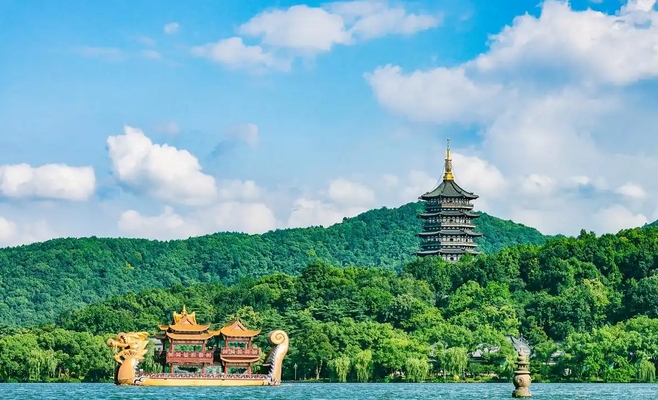 杭州三潭印月