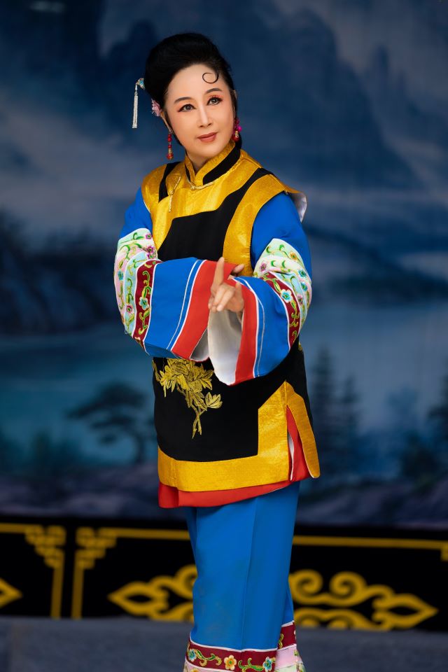 梁杏梅.jpg