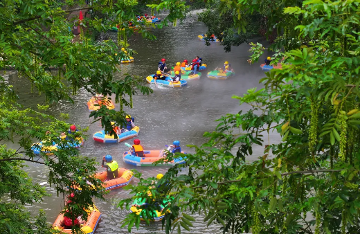 鐵山寺峽谷漂流