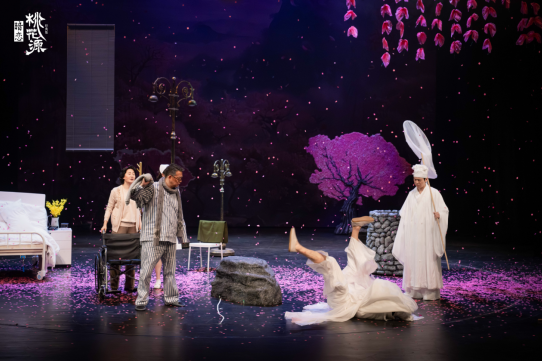 2025黃磊/孫莉/何炅主演話劇《暗戀桃花源》鄭州站(時間+位置+劇情介紹+門票)
