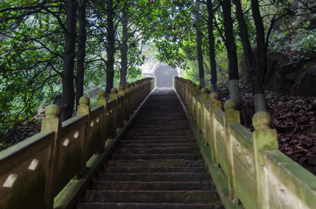 橫店屏巖洞府