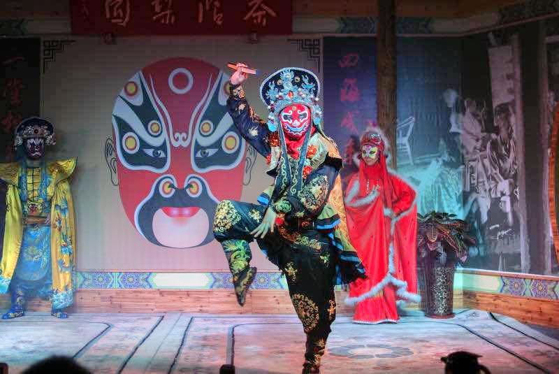 2025成都蓋碗兒梨園茶館門票預(yù)訂及收費(fèi)標(biāo)準(zhǔn)一覽(附免費(fèi)政策+演出時(shí)間+介紹)