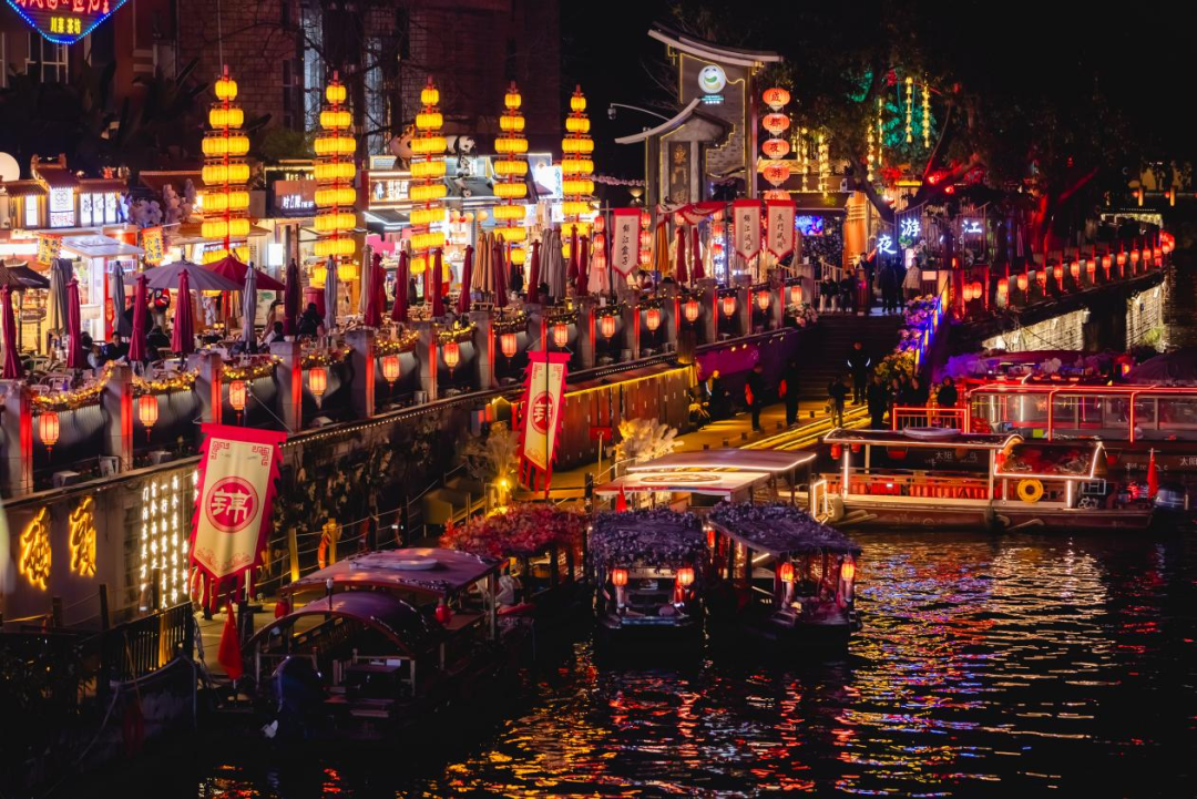 成都夜游錦江音樂碼頭