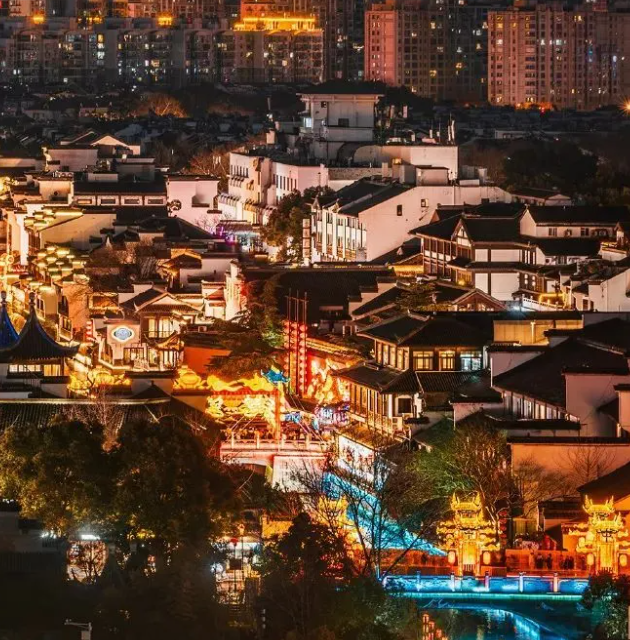 秦淮河畫(huà)舫游船