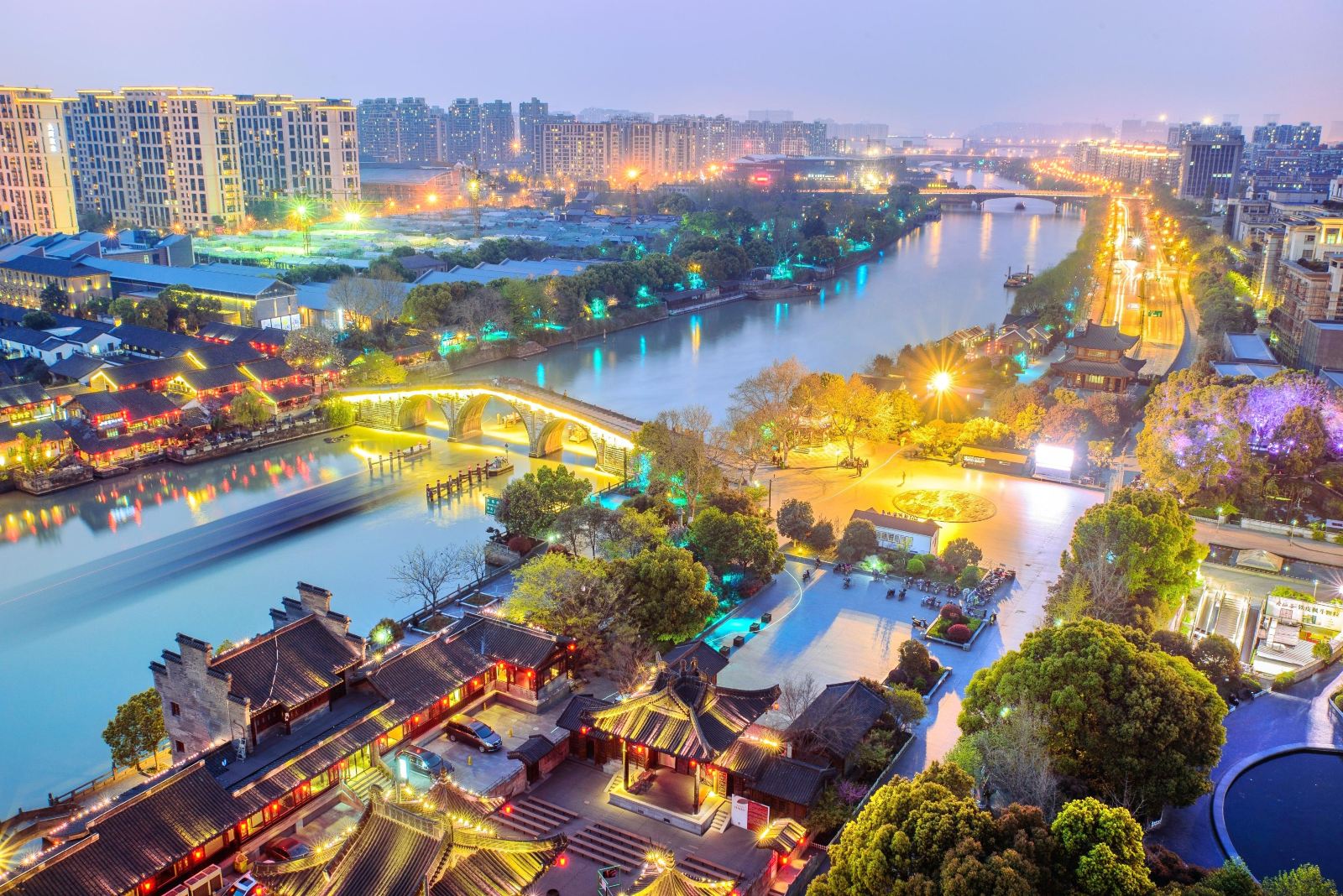 杭州運(yùn)河夜游