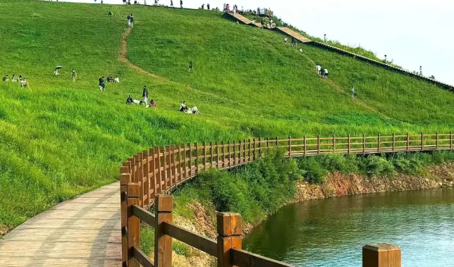新密三泉湖景區(qū)