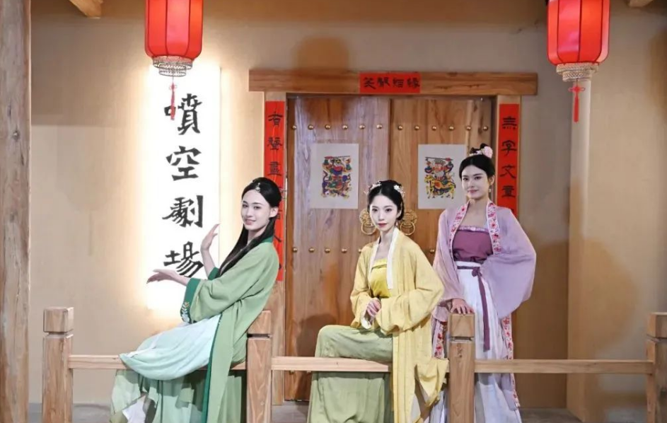 2025鄭州噴空劇場(chǎng)票價(jià)明細(xì)+演出場(chǎng)次+表演時(shí)長(zhǎng)+劇院亮點(diǎn)