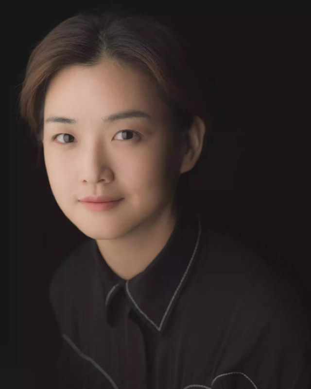 胡維露.jpg